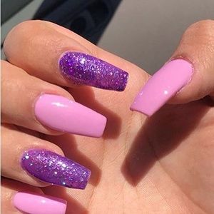 Meet your Posher, Ari